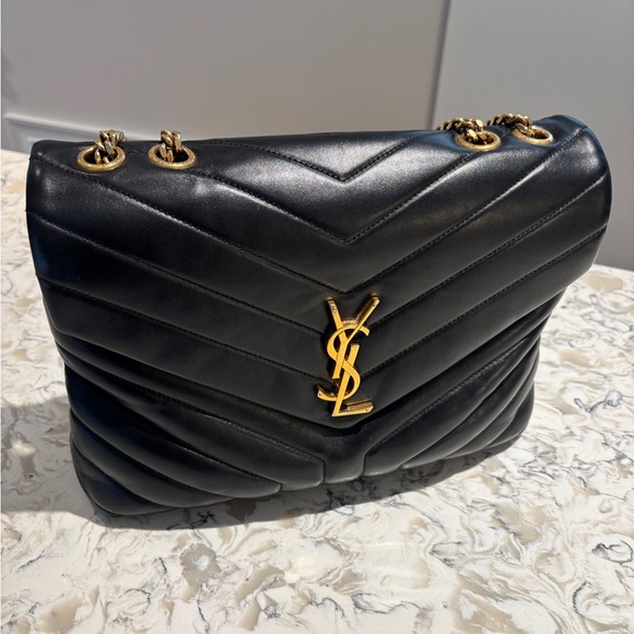 Yves Saint Laurent Black Quilted Leather Bag Medium Lou Lou - Picture 3 of 16
